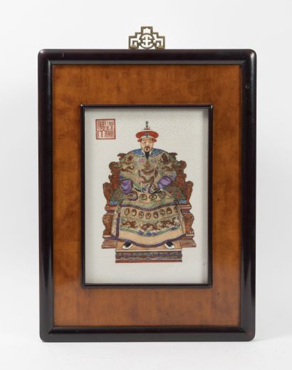 CHINE, XXème siècle
Two portraits of dignitaries.

Plates...