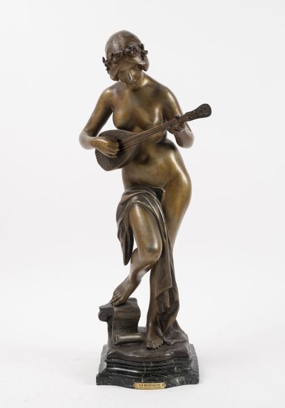 D'après Julien CAUSSÉ (1869-1909)
The music....