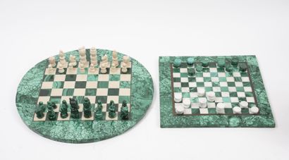 Lot of two games in malachite and alabaster,...