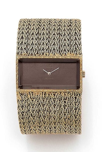 OMEGA De Ville
Elegant lady's wristwatch...