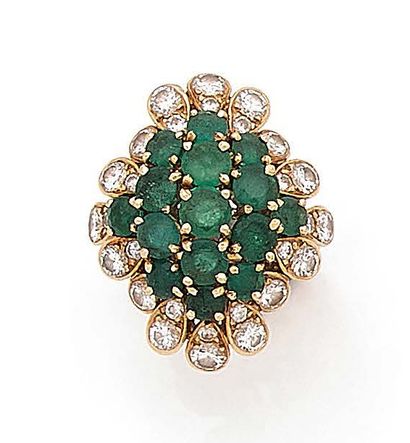 FRED, Paris
Bague bouquet en or jaune (750)...