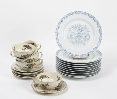 BERNARDAUD, Limoges
Part of table service...