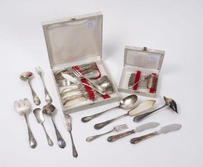 S.F.A.M
Part of a silver-plated menagere,...
