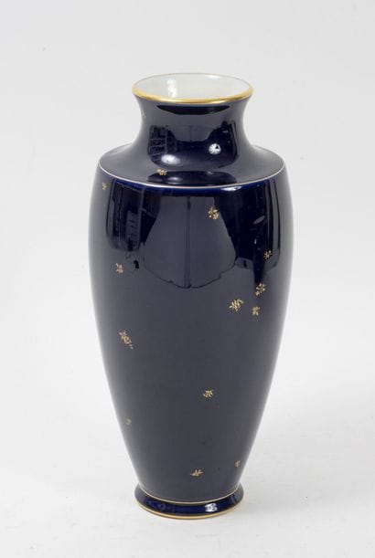 Manufacture nationale de SÈVRES
Vase spindle,...