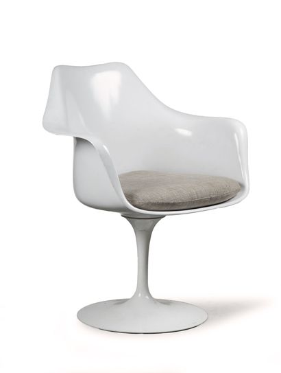 Eero Saarinen (1910-1961)
Armchair called...