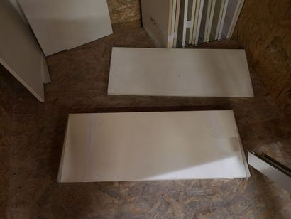 MOBILIER INTERNATIONAL
Wall-mounted bookcase...