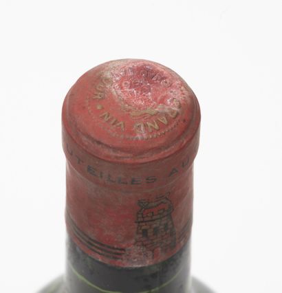 CHÂTEAU LATOUR
1 bottle, 1959.

GCC1 Pauillac.

Good...