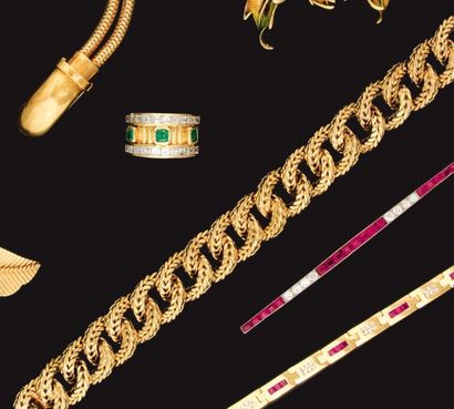 VAN CLEEF & ARPELS. Bracelet articulé en...