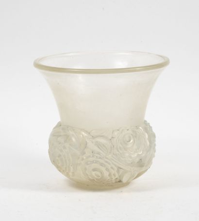 René LALIQUE (1860-1945)
Vase Renoncules....