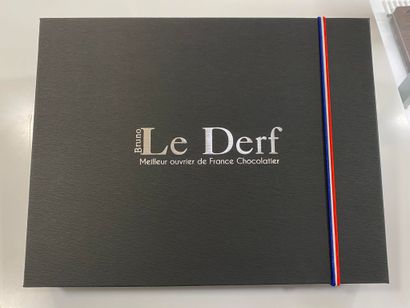 Un coffret de 1040 grammes chocolats du chef...
