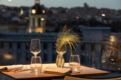 2 nuits pour 2 personnes en chambre supérieure,...
