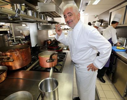 Déjeuner au restaurant de Guy Savoy pour...