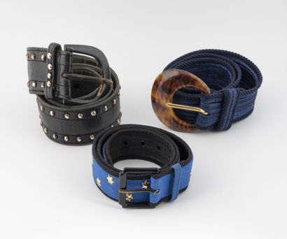YVES SAINT LAURENT
Lot de trois ceintures...