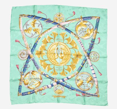 HERMES, Paris
Carré en twill de soie imprimée...
