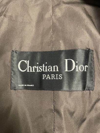 Christian DIOR
Manteau long en python (pré-Convention)...