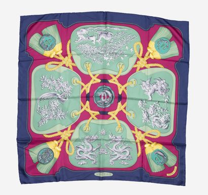 HERMES, Paris
Carré en twill de soie, modèle...