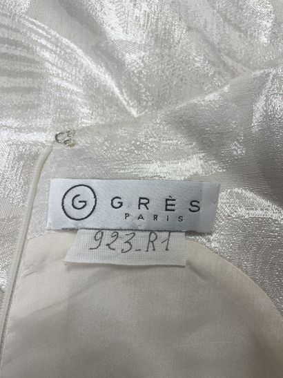 GRES
Belle robe sans manche en soie damassée...