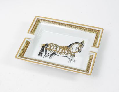 HERMES Paris
Cendrier en porcelaine émaillée...