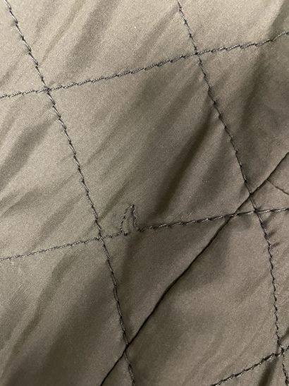 Christian DIOR, Paris
Manteau en peau vert...