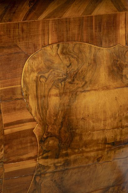 VALLEE du RHIN ou ALLEMAGNE, 
Commode tombeau...