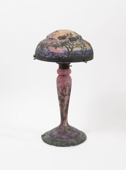 Etablissements DAUM à Nancy
Table lamp composed...