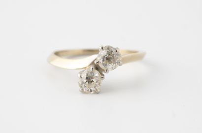 Ring you and me in white gold (750) decorated...