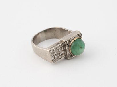 Yellow and white gold (750) ring, stepped...