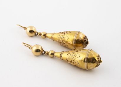 Pair of yellow gold (375) drop-shaped sleepers...