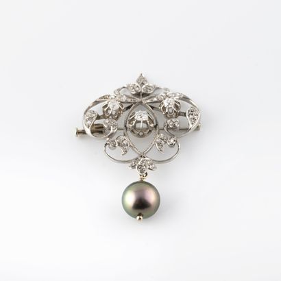 White gold (750) and platinum (850) openwork...
