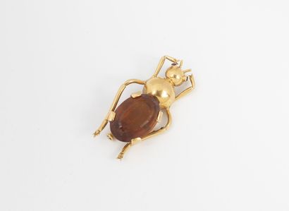 Broche en or jaune (750) en forme d'insecte...