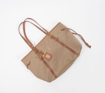 PRADA
Sac cabas en toile marron et cuir camel,...