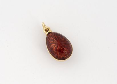 Yellow gold (750) miniature egg pendant with...