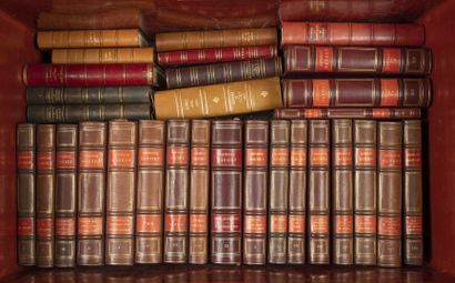 CAISSE de livres sur la littérature, dont...
