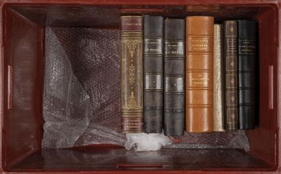 CAISSE de livres reliés sur la Provence,...