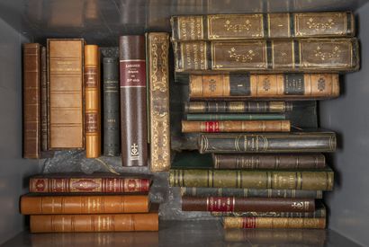2 CAISSE de livres sur la Provence, dont...