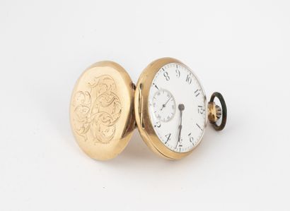Pocket watch in yellow gold (750).
Back cover...