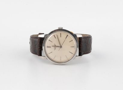 LONGINES
Men's wristwatch, round steel case....