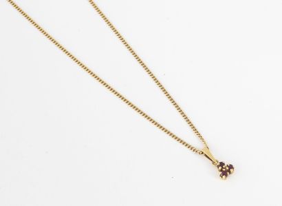 Yellow gold (750) chain with small gourmette...