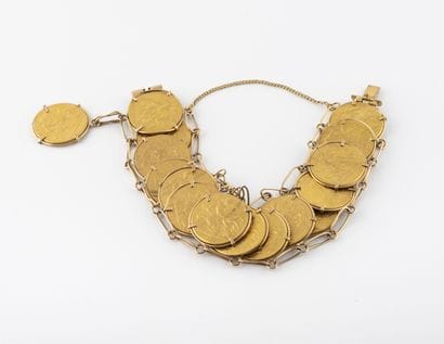 Yellow gold bracelet (750) composed of 15...