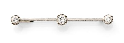Barrette brooch in white gold (750) and platinum...
