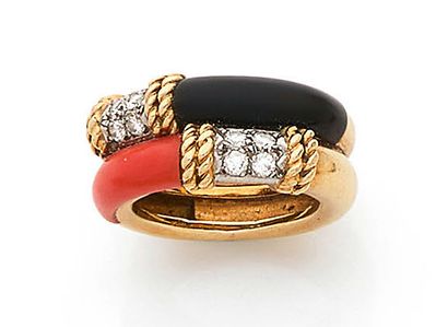 FRED, Paris
** Yellow gold (750) double band...