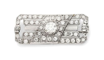 Rectangular brooch with cut sides in white...