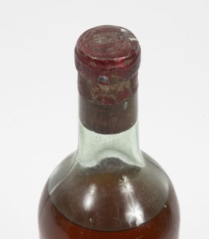 CHÂTEAU LATOUR
1 bottle, 1931.
GCC1 Pauillac.
Low...