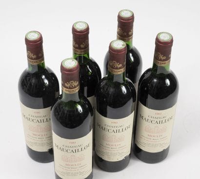 CHÂTEAU MAUCAILLOU
6 bottles 1982.
Moulis.
High...