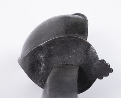 Sabre de bord ou cuillère à pot de type 1811
Garde...