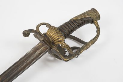 FRANCE, époque Restauration
Sabre d'officier...