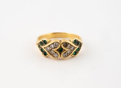 Yellow gold (750) ring decorated with small...