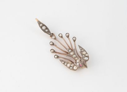 Peacock pendant in silver (800) partially...
