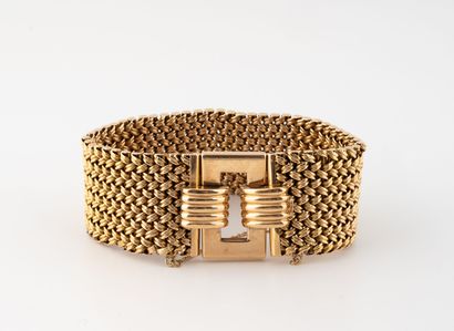 Bracelet ruban à maille torsadée en or jaune...