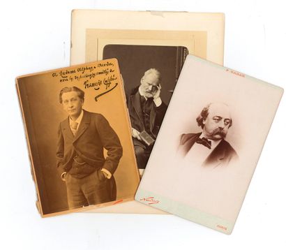 PHOTOGRAPHS 10 photographs; format in-8.
François...